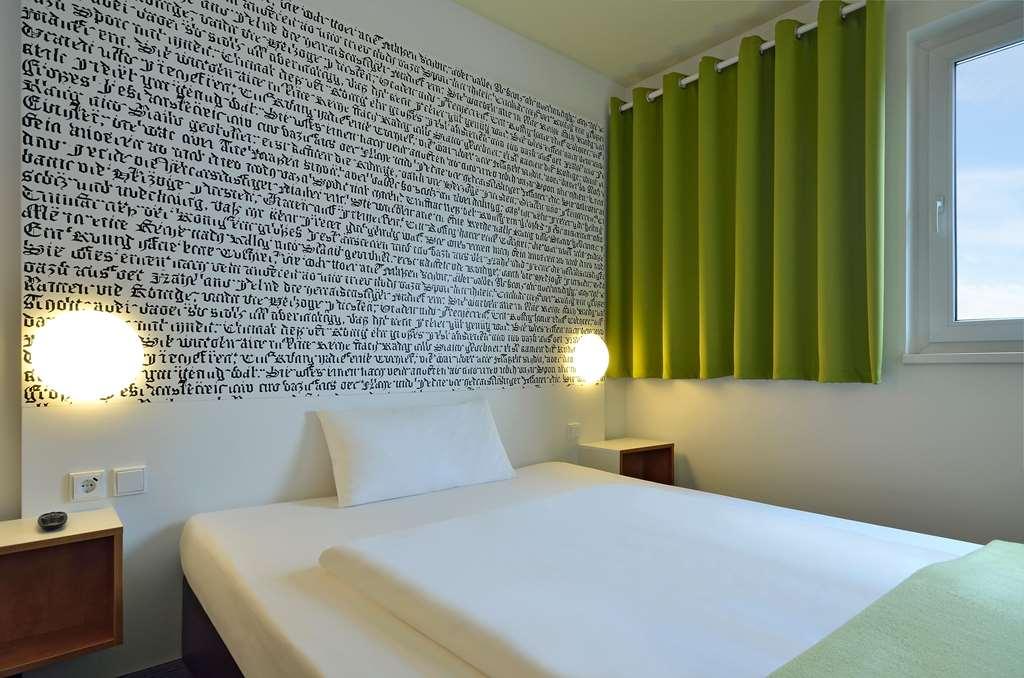 B&B Hotel Muenchen-Messe Aschheim Room photo